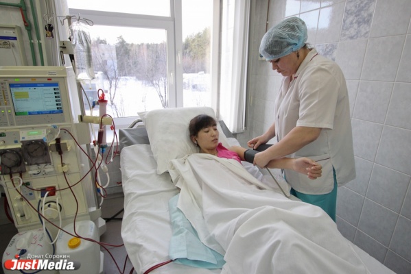 'Почку мне отдает мама...' Как в областной детской больнице работает единственное на Урале отделение детского диализа - Фото 1