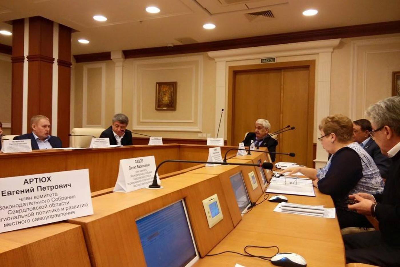 Единороссы зарубили инициативу «о сильном мэре» в Верхотурье и Екатеринбурге - Фото 1