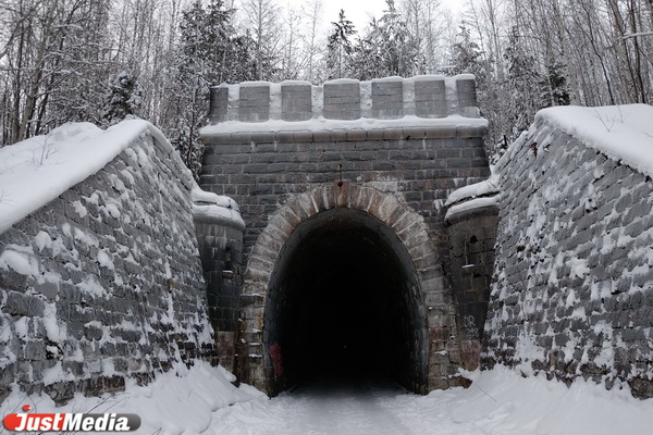 Ищем золото Колчака и исследуем коммуникации старейшего тоннеля под Екатеринбургом. JUSTTRIP - Фото 1