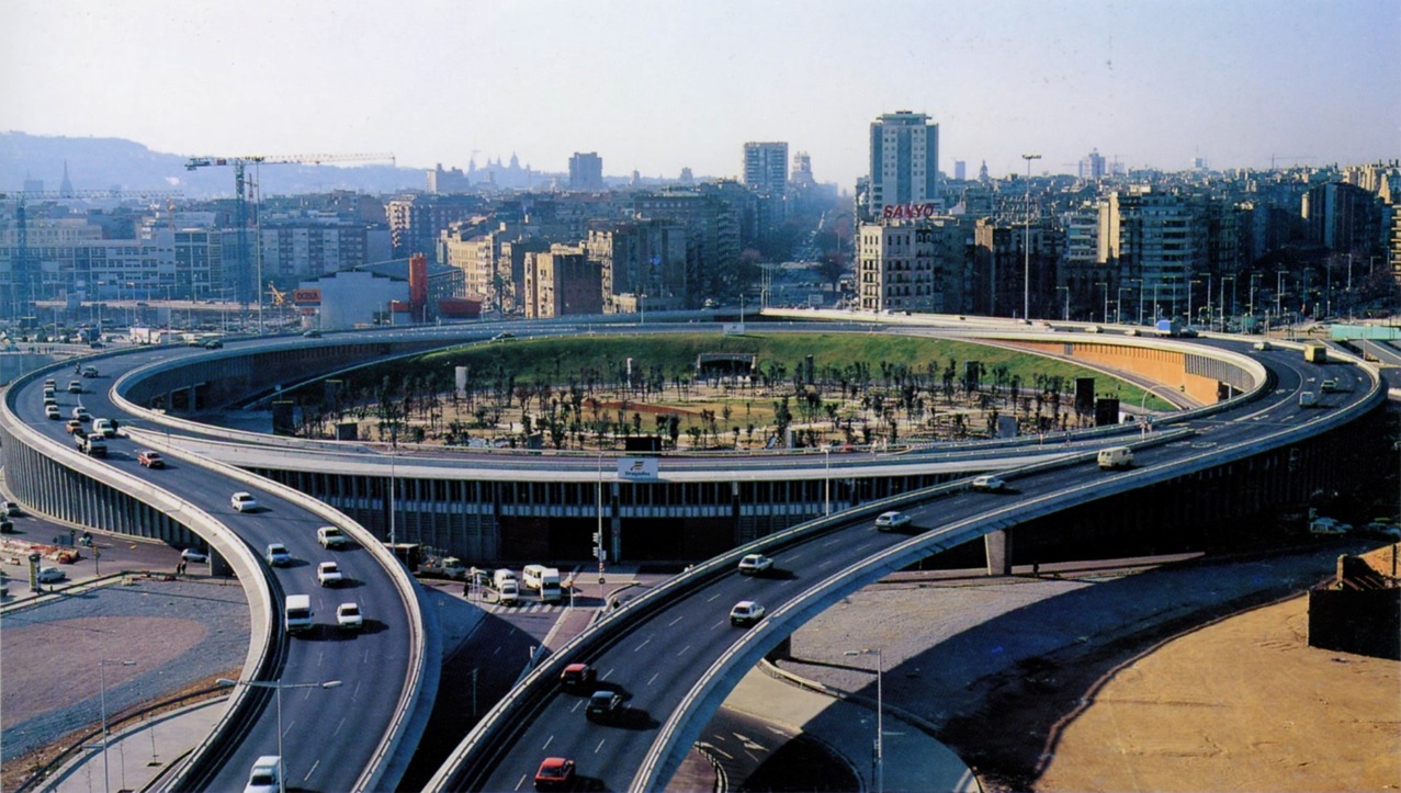 «Не надо подражать другим!». Архитектор-урбанист Маркус Аппенцеллер представил свое видение Екатеринбурга до 2050 года - Фото 7