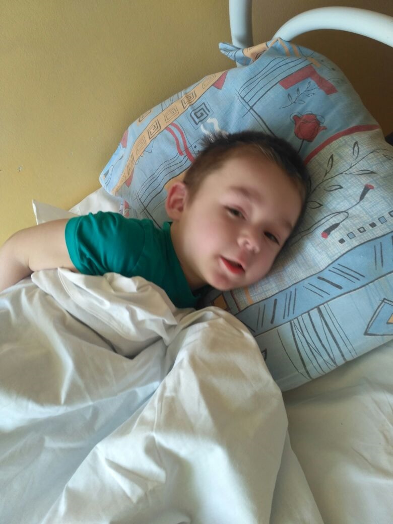 В центре Екатеринбурга нашли трехлетнего мальчика. Разыскивают его родителей. ФОТО - Фото 2