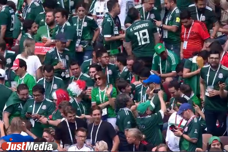 1:0. Сборная Мексики выиграла у действующего чемпиона мира по футболу  - Фото 2
