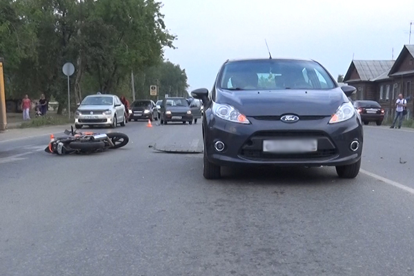 В Верхней Пышме 19-летний мотоциклист стал жертвой ДТП - Фото 3