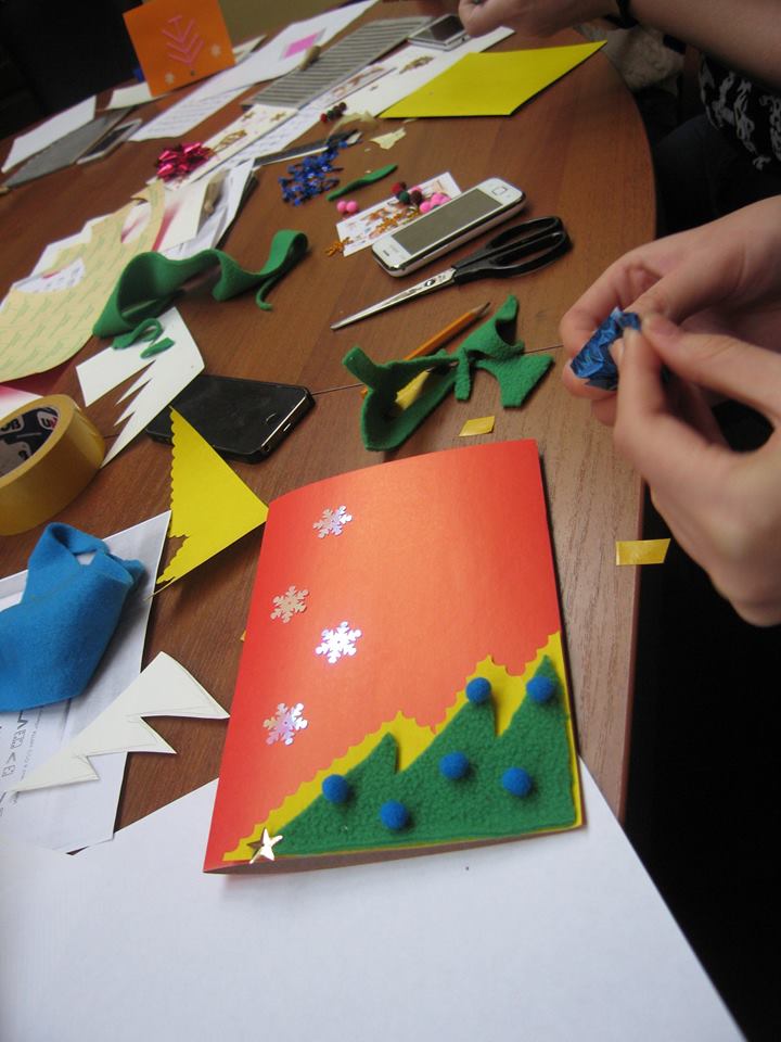 Конкурс добрых дел: в Екатеринбурге создают мягкие и пушистые новогодние открытки для незрячих детей - Фото 3
