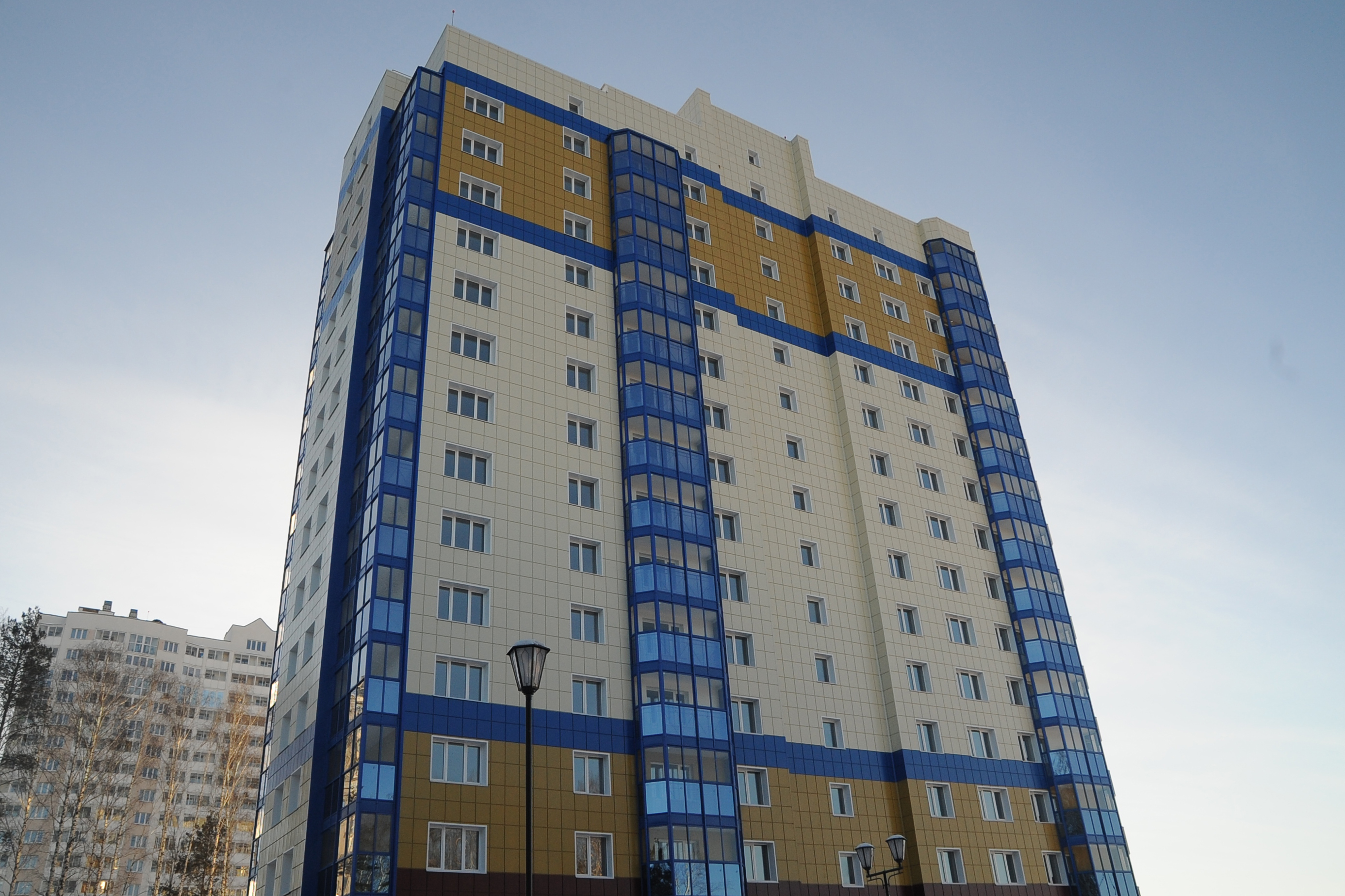 Екатеринбургские фсбшники получили квартиры в новой многоэтажке - Фото 2