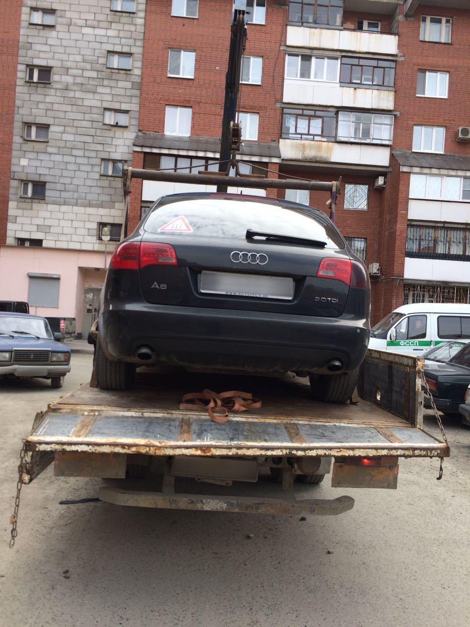 В Екатеринбурге приставы лишили должника Audi A6 - Фото 3