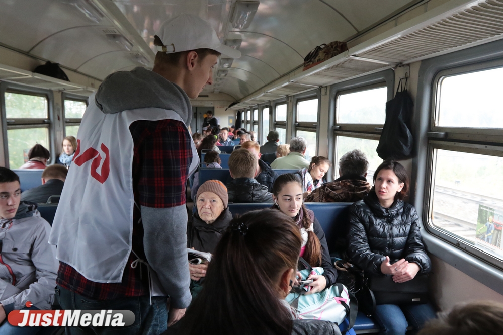 На Свердловской железной дороге появился «Вагон безопасности» - Фото 6