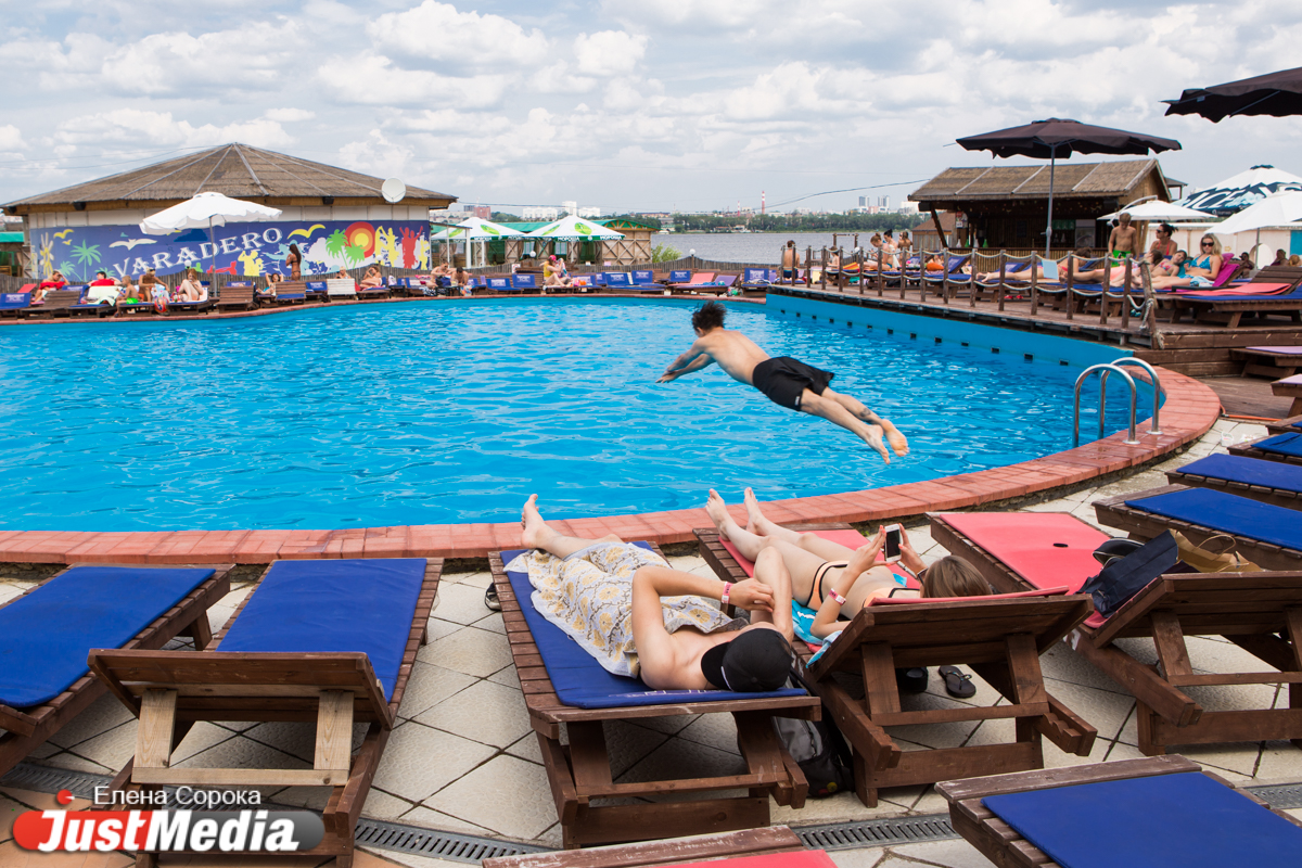 От диких купален до VIP-зон! JustMedia.ru публикует путеводитель по пляжам Екатеринбурга - Фото 13
