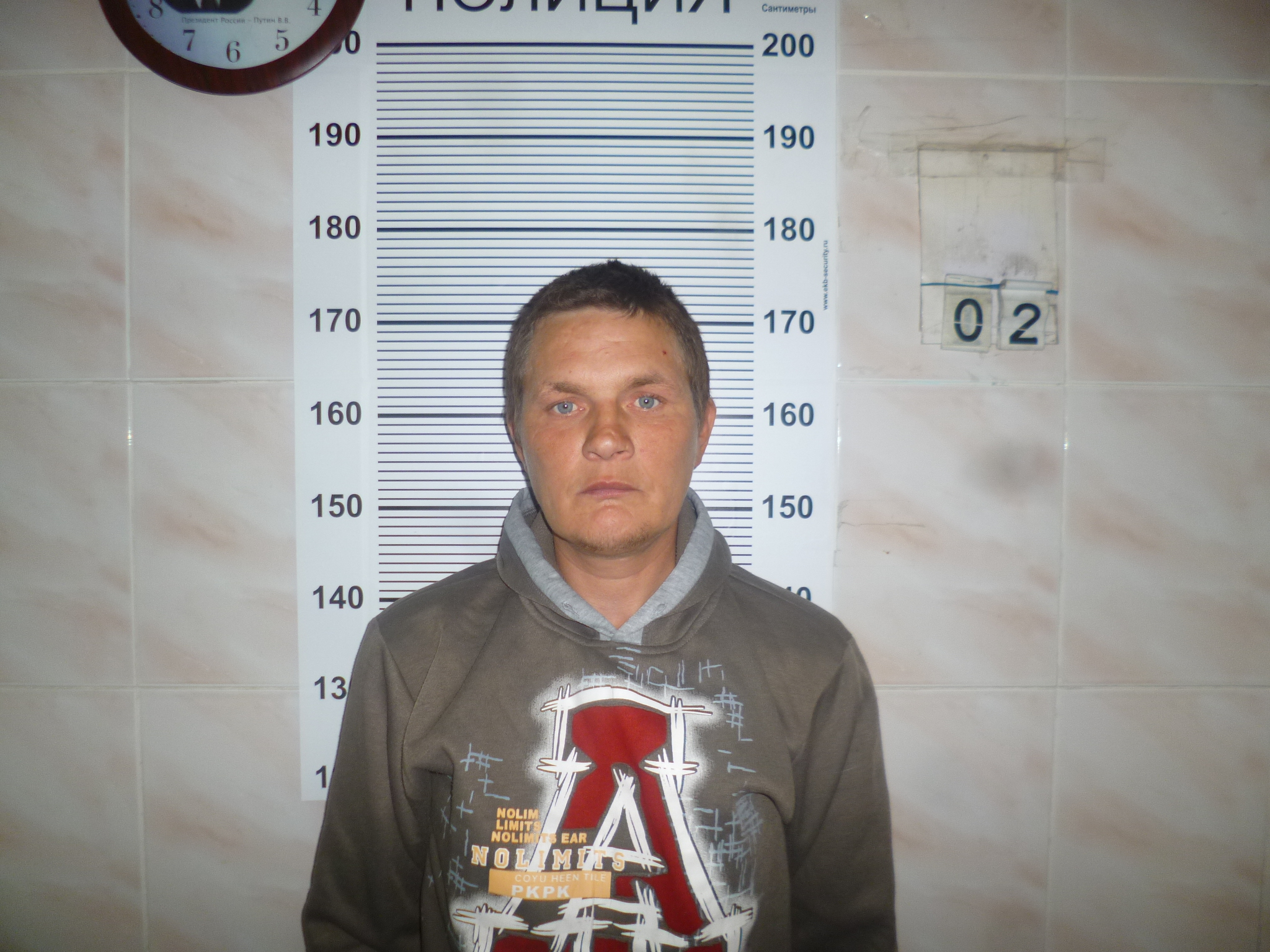 В Екатеринбурге задержан подозреваемый в грабеже - Фото 2