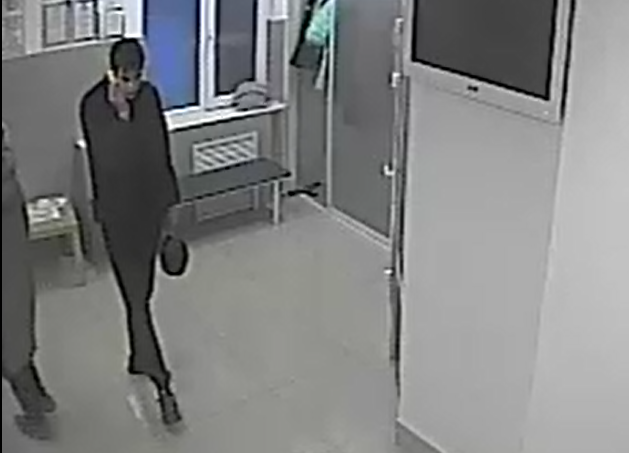 В Екатеринбурге неизвестный украл из больничного гардероба дорогостоящую шубу. ФОТО и ВИДЕО - Фото 2