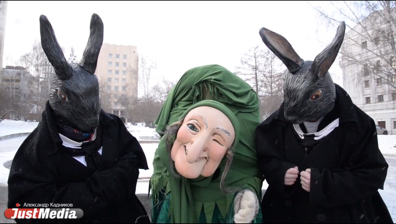 Наталья Гаранина, Театр кукол: «И что это за погода? То тепло, то холодно. Не знаешь, как одеваться». В Екатеринбурге -4 и снег. ФОТО, ВИДЕО - Фото 4