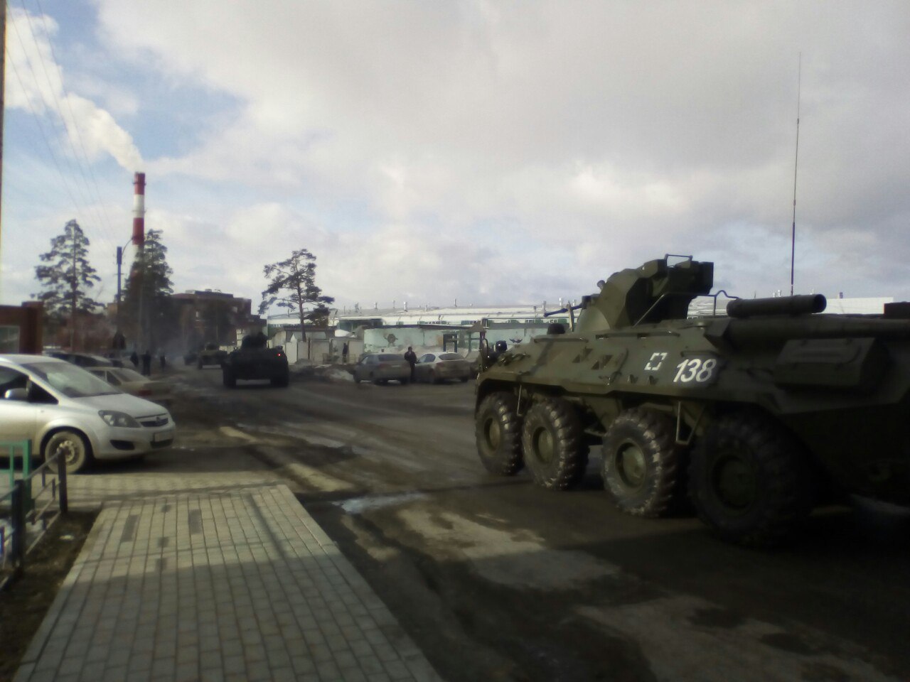 По Екатеринбургу ездят танки. ФОТО - Фото 2