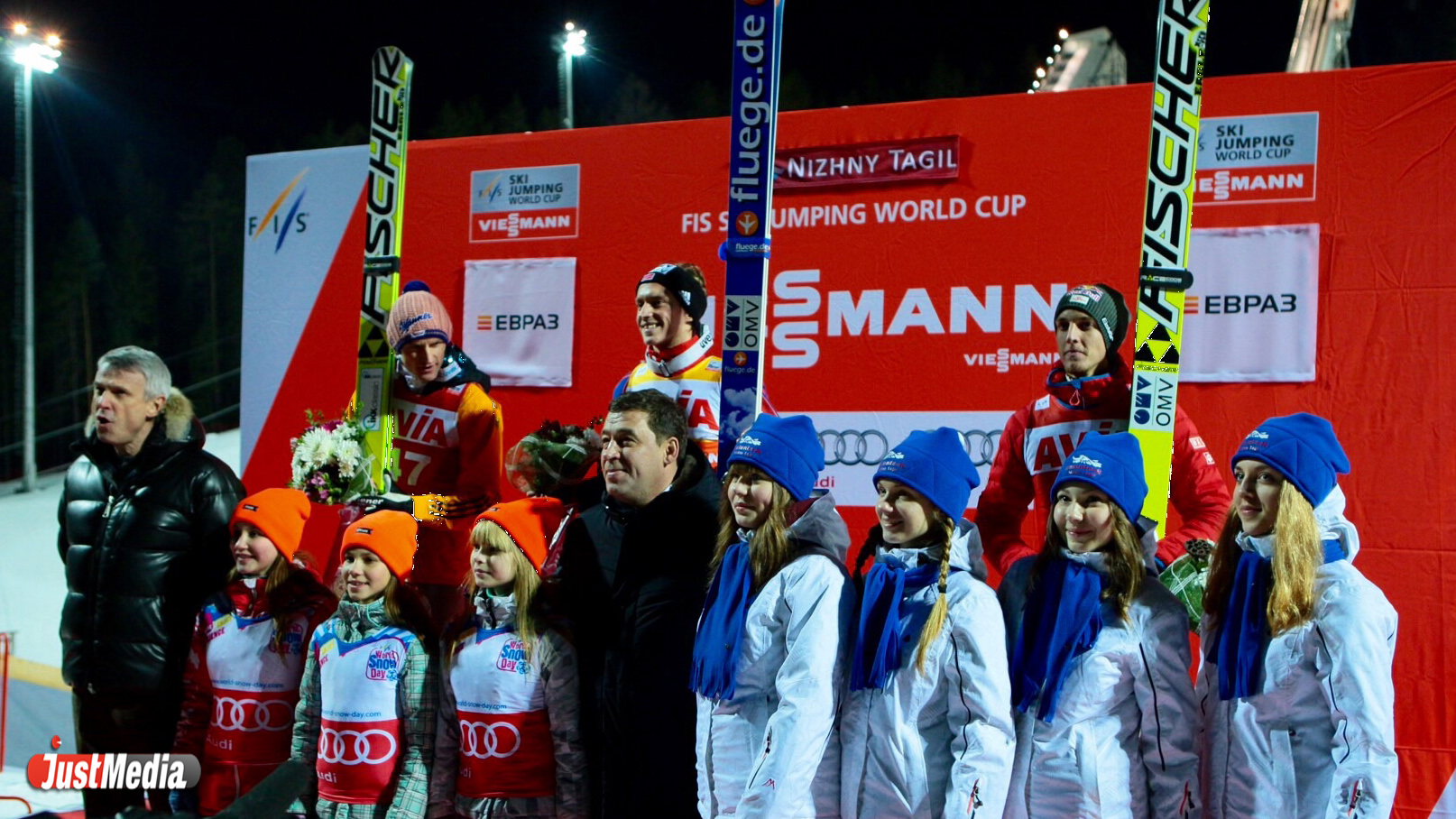 Победителем седьмого этапа Кубка мира по прыжкам с трамплина стал норвежец Андерс Фаннемел - Фото 3
