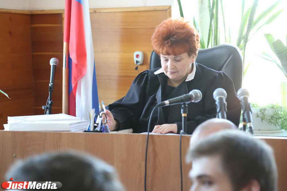 Свидетель по делу Соколовского зарыдал в зале Верх-Исетского суда. ФОТО - Фото 3