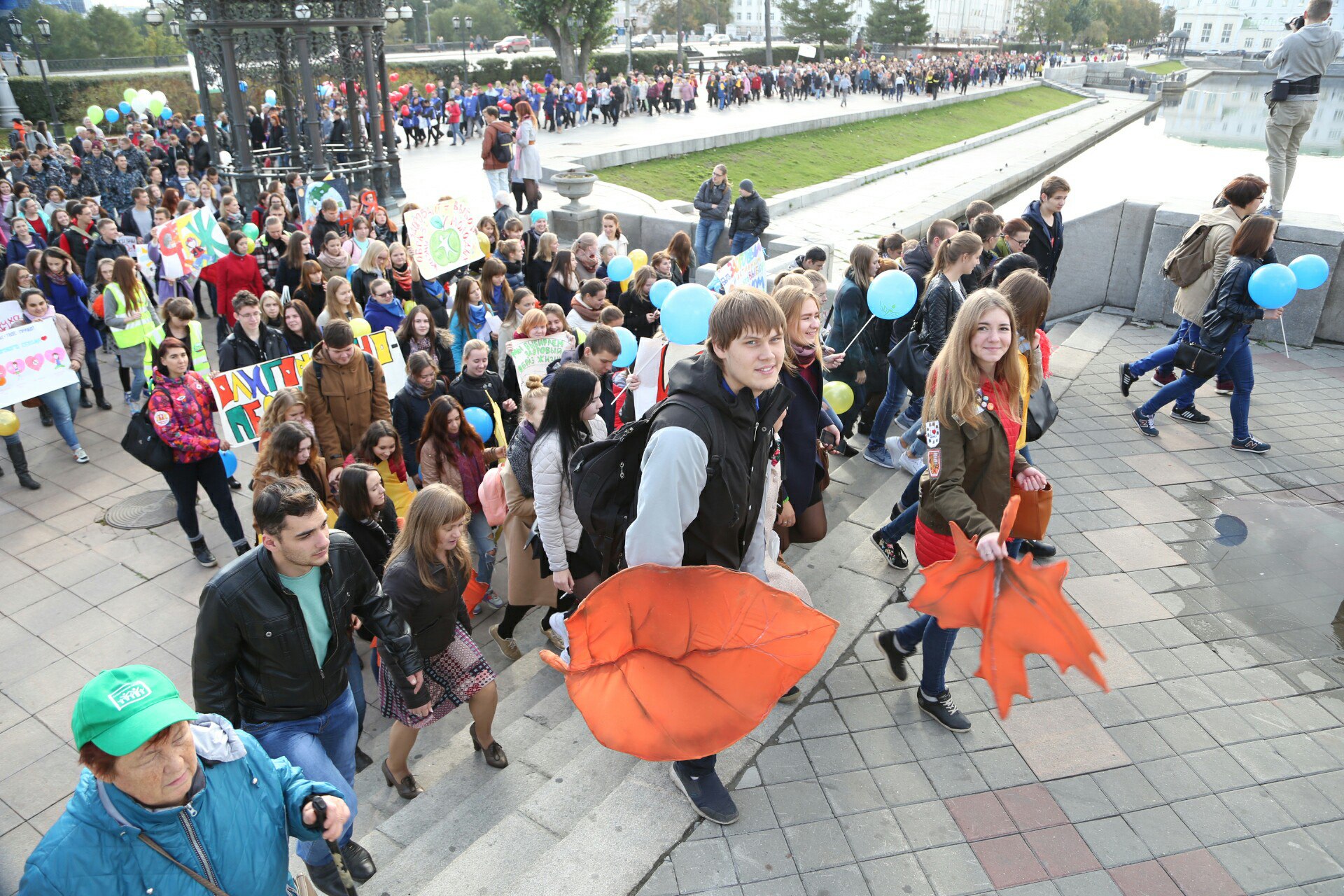 «Марш к здоровому к сердцу». В центре Екатеринбурге прошло шествие кардиологов. ФОТО - Фото 7