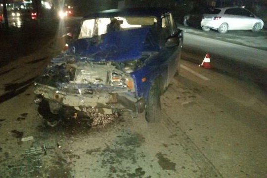 В Березовском пьяный водитель грузовика устроил ДТП с пострадавшими. ФОТО - Фото 2
