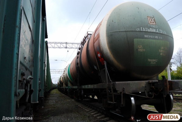 На железных дорогах Свердловской области — «пробки» из-за порожних вагонов - Фото 1