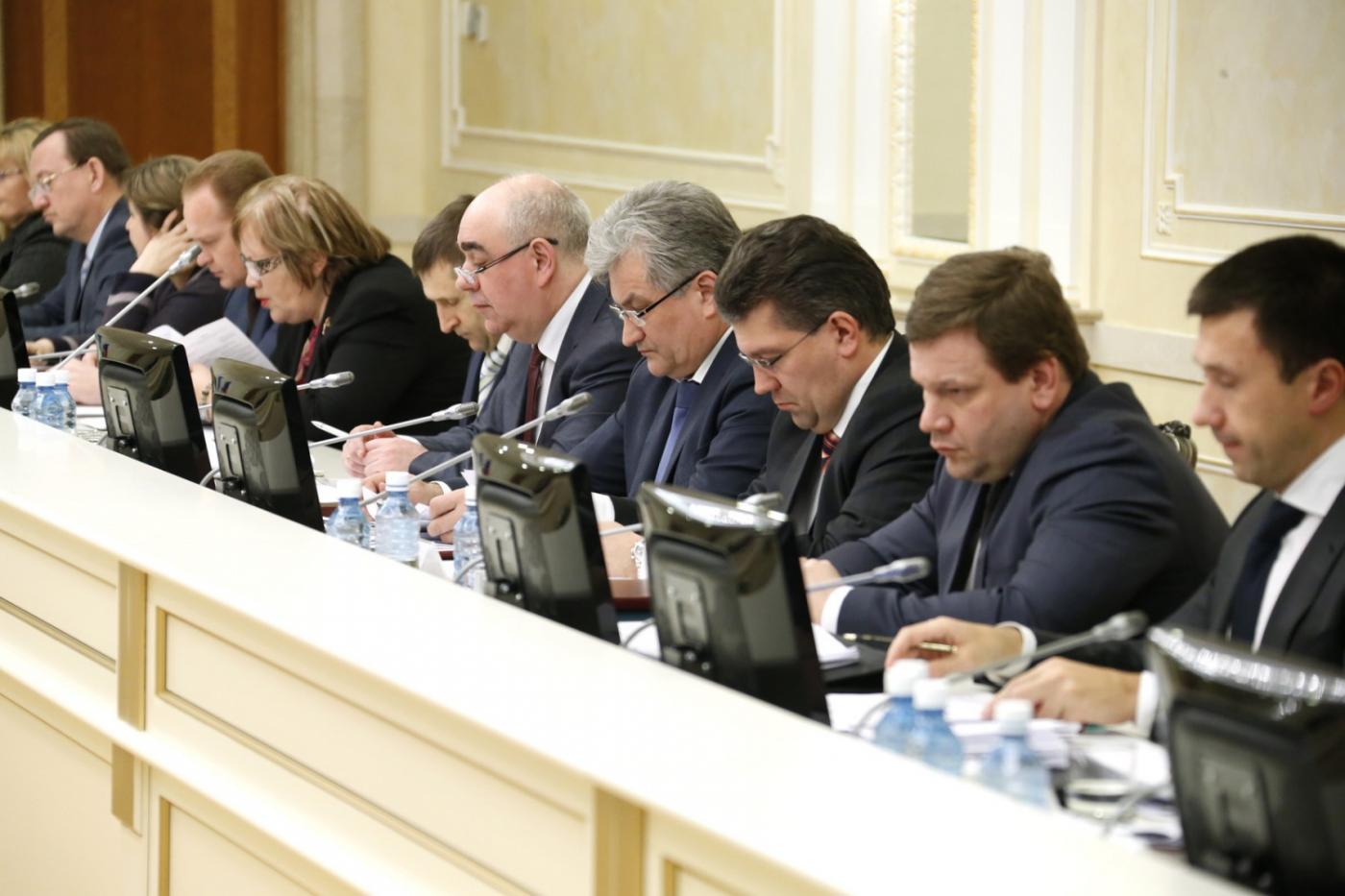 Уральцы пожаловались Куйвашеву на коррупцию в сфере ЖКХ и в ГИБДД - Фото 1