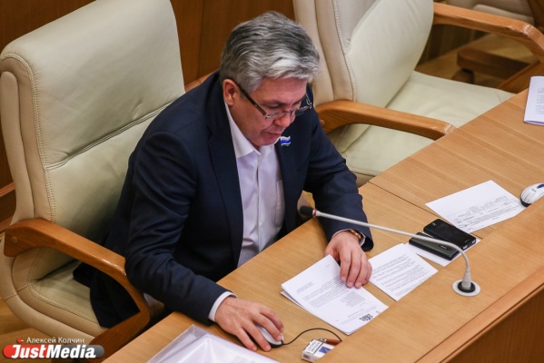 Депутат Фамиев предлагает разработать областную программу по снижению неэффективных расходов - Фото 1