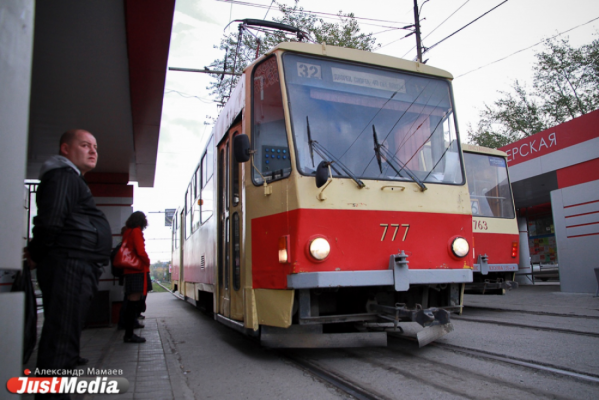 На екатеринбургские рельсы встали новые трамваи - Фото 1