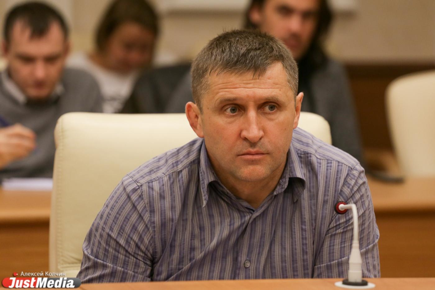 Евгений Артюх рассказал о «золотых парашютах» и других нарушениях в КРСУ, не вошедших в отчет Счетной палаты - Фото 1