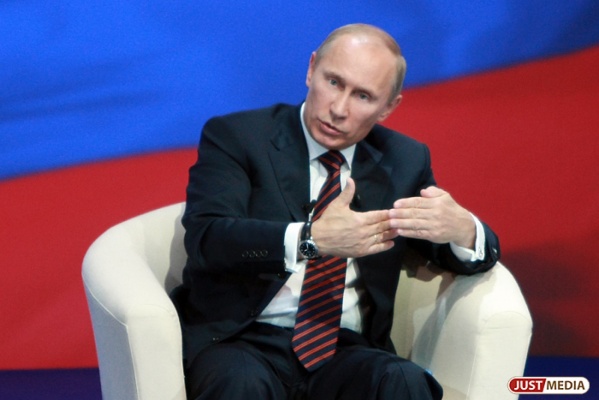 Мэрия уступила Путину внимание горожан. Общественные слушания по реформе МСУ перенесли из-за пресс-конференции президента - Фото 1