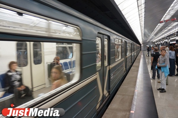 СРОЧНО! На станции «Чкаловская» поезд метрополитена переехал человека. ФОТО - Фото 1