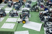 Школьники приступили к разработке проектов в области робототехники