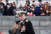 Более ста ветеранов Великой Отечественной войны получили в ТЮЗе юбилейные медали