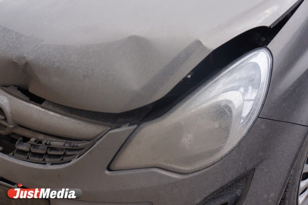 На Челябинском тракте водитель Land Rover насмерть сбил пешехода  - Фото 1
