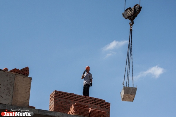 Мэрия оштрафует «Сосновый бор» за нарушения при реконструкции здания на Алтайской - Фото 1