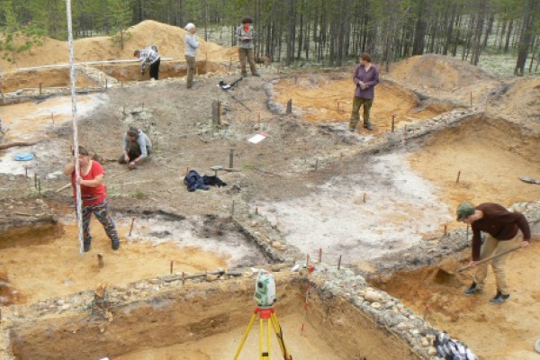 Ученые-археологи из УрФУ нашили шахты эпохи неолита в Западной Сибири - Фото 1