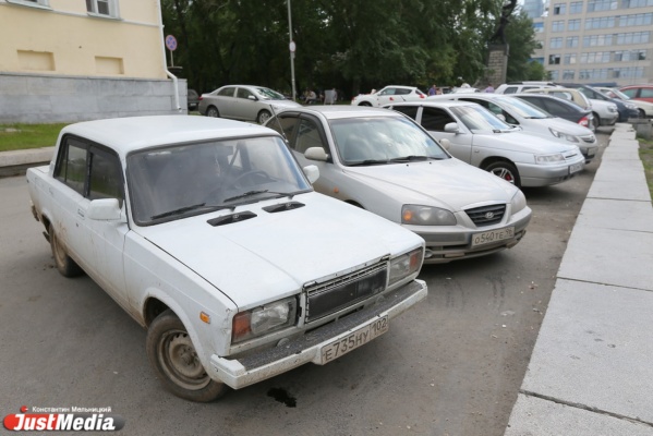 В Октябрьском районе Екатеринбурга ликвидирована нелегальная парковка - Фото 1