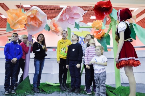 В Екатеринбурге прошел фестиваль арт-объектов из экологических материалов - Фото 1