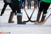 Депутаты гордумы прошлись по дворам: искали хоккейные корты и катки