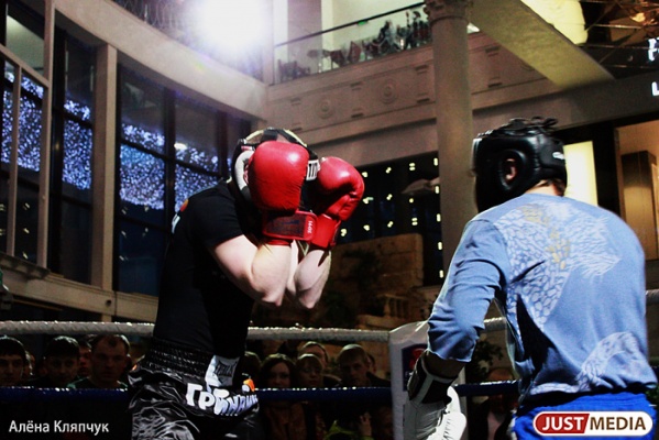 Первоуральский боксер выйдет на бой за титул чемпиона WBO international Youth - Фото 1