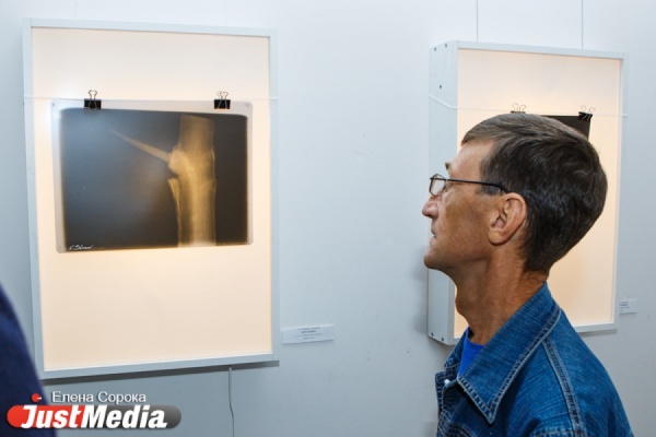 Скандальный художник Василий Слонов обнародовал рентгеновские снимки вымышленных персонажей  - Фото 1