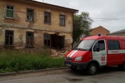 Прокурор области потребовал переселить жильцов из разваливающегося дома в Ирбите