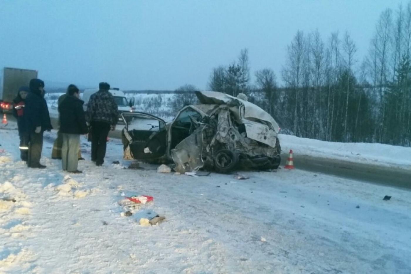 В двух воскресных ДТП на Московском тракте погибли шесть человек. ФОТО - Фото 1