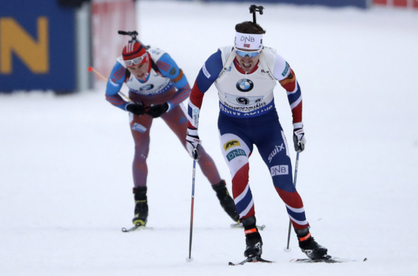 Шипулин помог сборной России завоевать серебро в мужской биатлонной эстафете - Фото 1