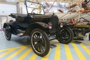   .       Ford Model T