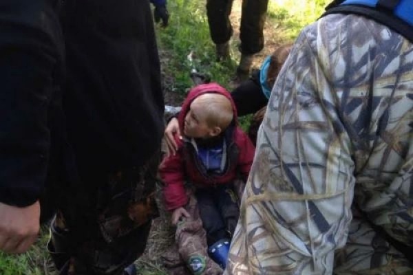 «Состояние тяжелое». Найденный в лесу 4-летний Дима провел первую ночь в Областной больнице - Фото 1