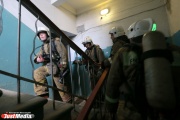 Крупный пожар в центре Екатеринбурга. Огнеборцы эвакуировали из многоквартирника на Ленина 65 человек