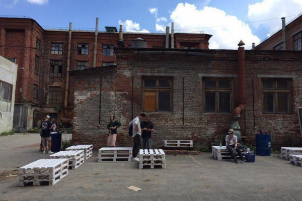 На площадке заброшенного завода появится двор Уральской индустриальной биеннале - Фото 1