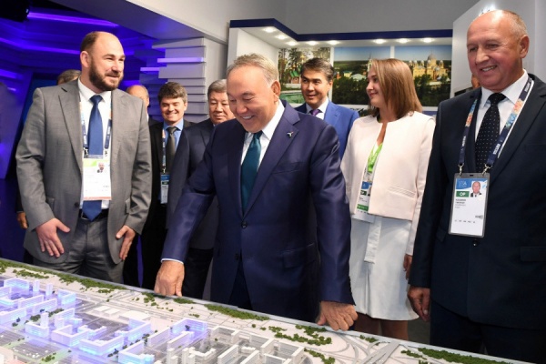 Президент Казахстана оценил потенциал Свердловской области на ЭКСПО-2017 в Астане - Фото 1