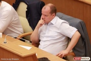 Депутат-банкрот, которому перейдет мандат Ионина, появился в заксобрании  