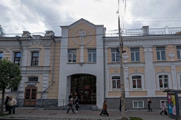 В Екатеринбурге за 2 миллиона рублей отреставрируют «Американскую гостиницу»  - Фото 1