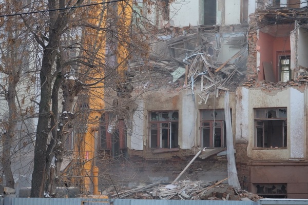 PRINZIP сносит здание, где работал Ельцин, чтобы построить «секретный небоскреб». ФОТО - Фото 1