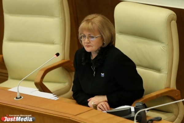 Свердловские депутаты решили собраться еще раз перед Новым годом из-за бюджета - Фото 1