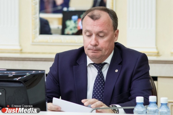 Свердловские власти призвали банкиров к совместной реализации нового майского указа Путина - Фото 1